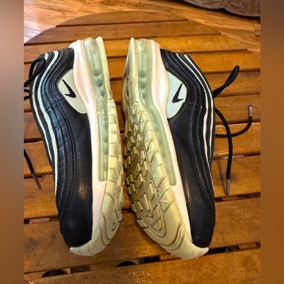 Nike Air Max 97 Womens size 7 - 921733-012 - EUC. Color: Back Igloo - Picture 4 of 7